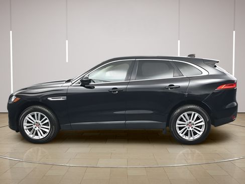 Used 2020 Jaguar F-PACE Prestige AWD/4WD image 2