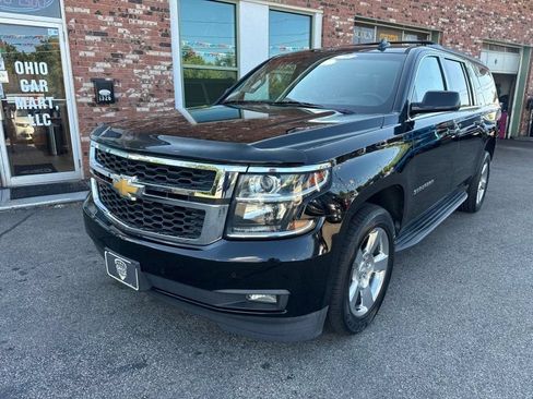 Used 2018 Chevrolet Suburban LT AWD/4WD image 1