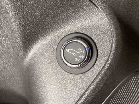 Used 2024 Buick Encore GX Preferred w/ Comfort Package AWD/4WD image 26