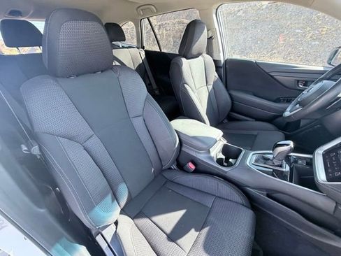 Used 2022 Subaru Outback Premium image 30