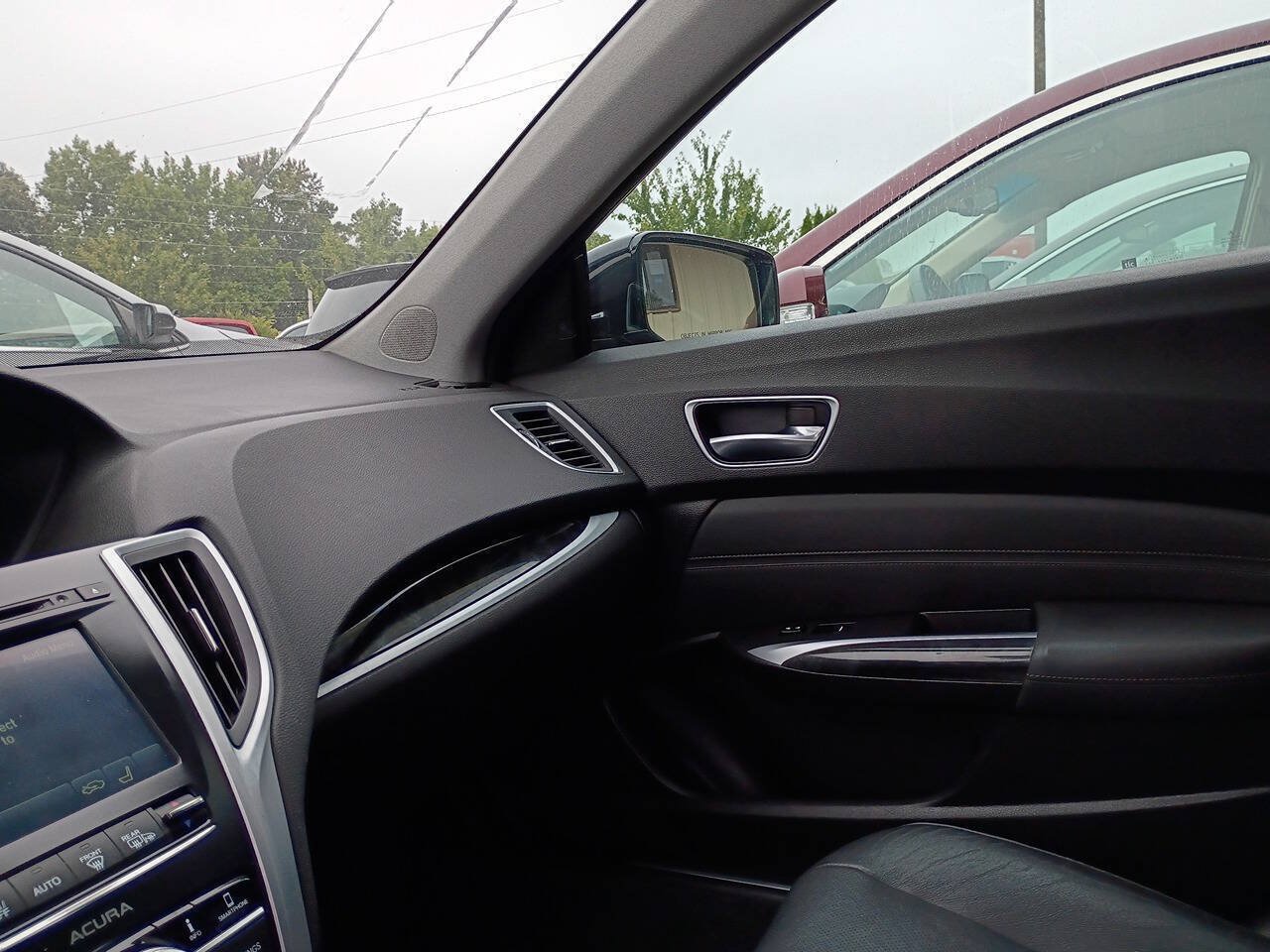 Used 2018 Acura TLX w/ Technology Package FWD image 15