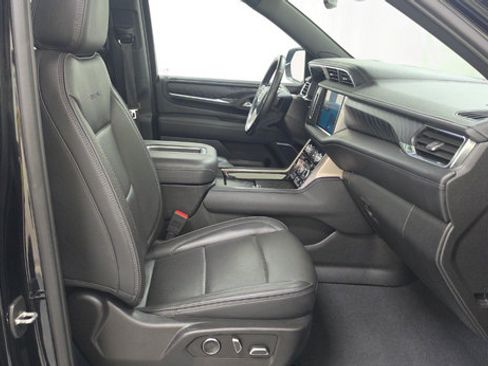 Used 2024 GMC Yukon Denali w/ Max Trailering Package AWD/4WD image 8