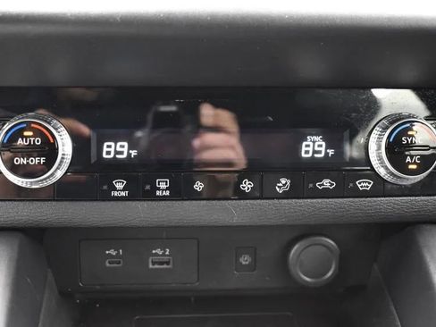 Used 2024 Mitsubishi Outlander Ralliart image 33