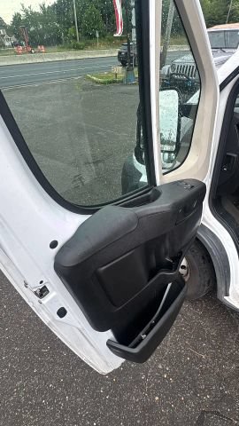 Used 2018 RAM ProMaster 3500 w/ Mopar Trailer Tow Group FWD image 10
