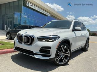 Certified 2022 BMW X5 xDrive40i w/ Parking Assistance Package AWD/4WD video 1