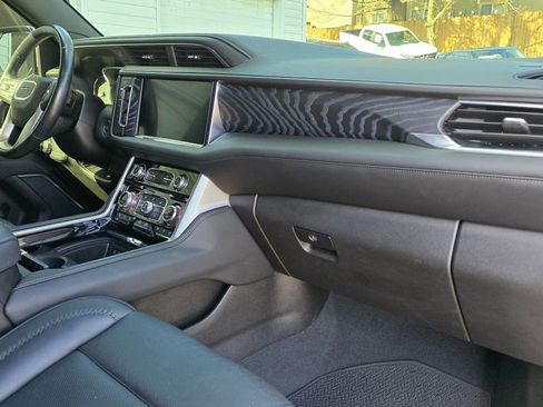 Used 2021 GMC Yukon Denali w/ Advanced Technology Package image 47