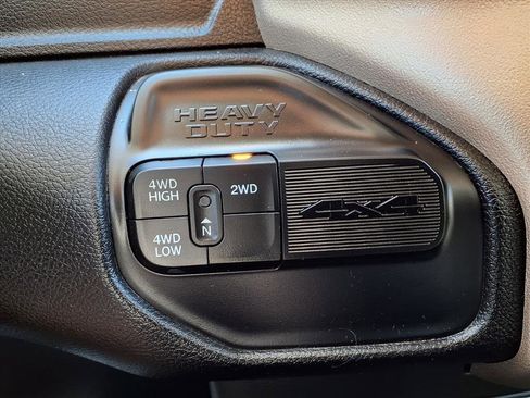 Used 2024 RAM 2500 Laramie w/ Safety Group image 21