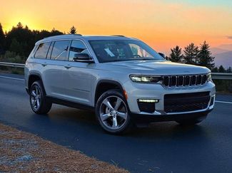 Used 2021 Jeep Grand Cherokee L Limited w/ Luxury Tech Group II video 2