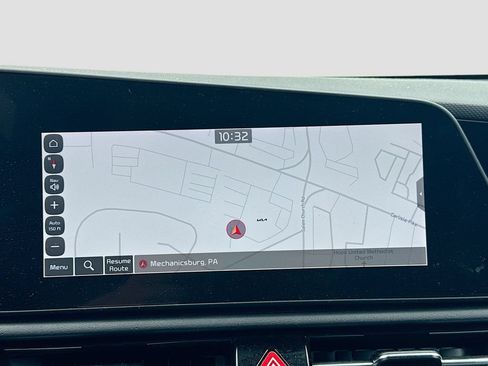 Certified 2024 Kia Niro EX FWD image 13