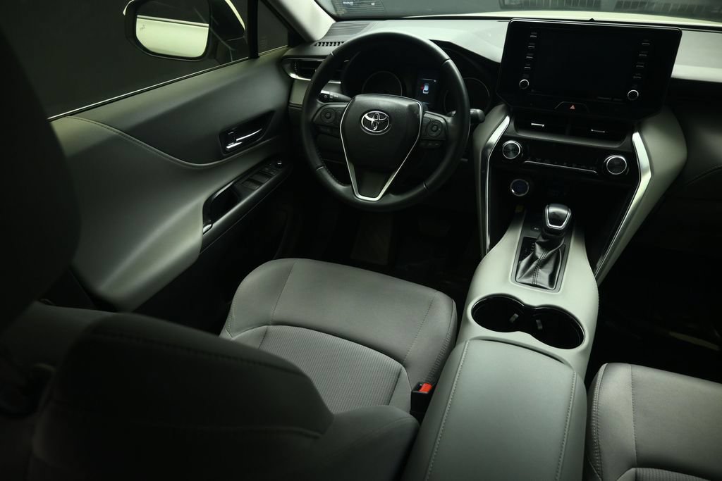 Used 2022 Toyota Venza LE AWD/4WD image 46