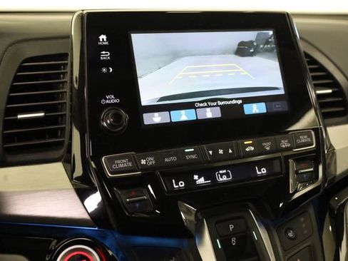 Used 2024 Honda Odyssey Touring image 18