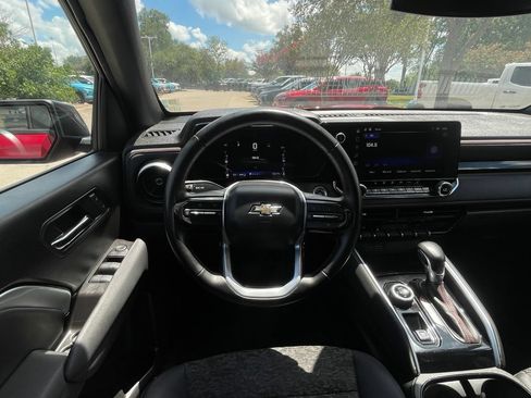 Certified 2023 Chevrolet Colorado Z71 w/ Z71 Convenience Package 2 AWD/4WD image 11
