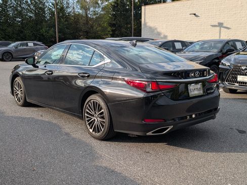 Used 2025 Lexus ES 350 w/ Premium Package FWD image 5