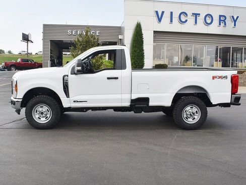 New 2025 Ford F250 XL image 2