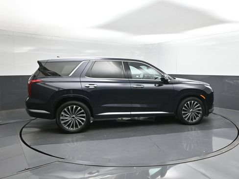 Used 2024 Hyundai Palisade Calligraphy AWD/4WD image 11
