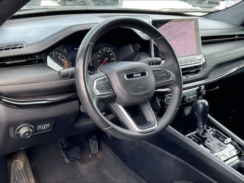 Certified 2022 Jeep Compass Altitude image 14