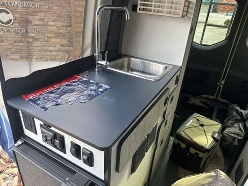 Used 2022 Mercedes-Benz Sprinter 144 Cargo image 8