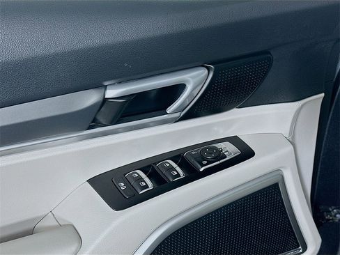 Used 2022 Kia Telluride S image 24