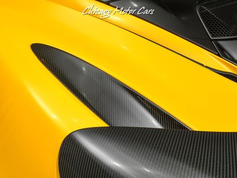 Used 2020 McLaren 720S Performance RWD image 43