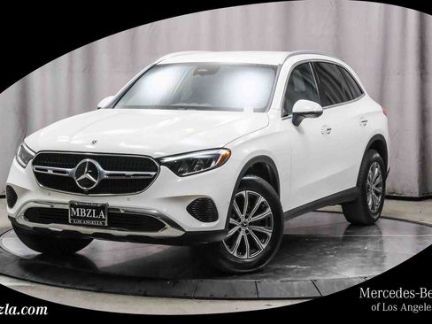 Certified 2025 Mercedes-Benz GLC 300 4MATIC image 1