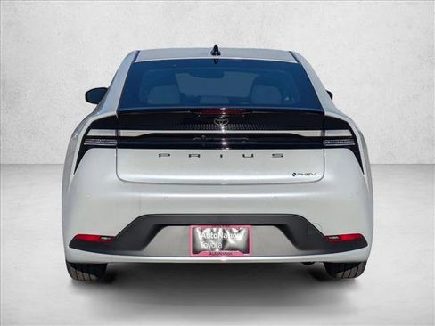 New 2026 Toyota Prius Plug-In Hybrid image 8
