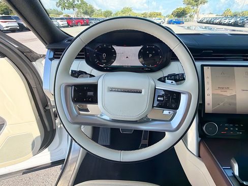 Used 2023 Land Rover Range Rover SE AWD/4WD image 41