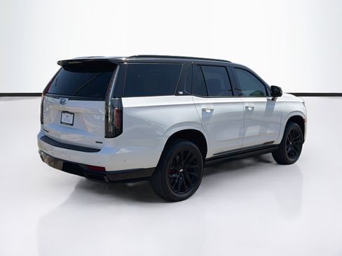 Certified 2023 Cadillac Escalade Sport Platinum w/ LPO, ONYX Package AWD/4WD image 5
