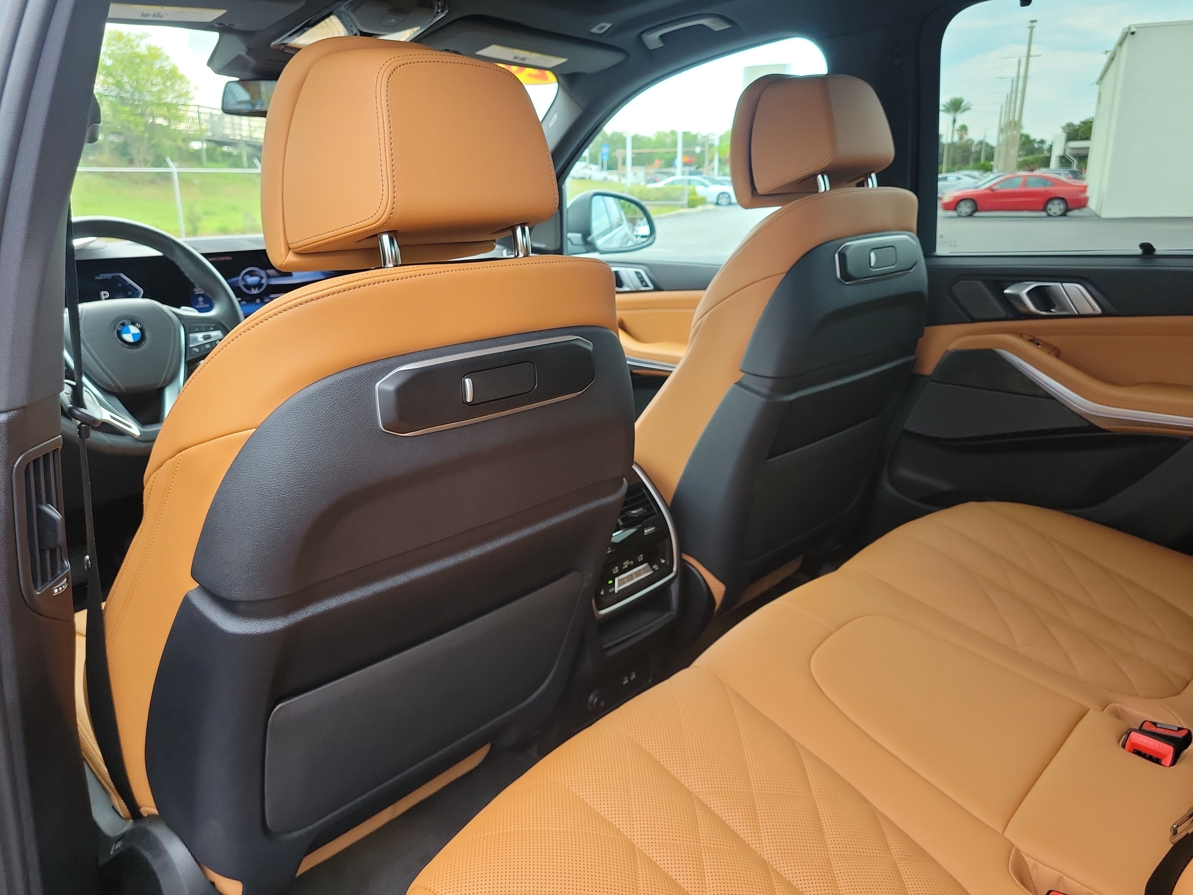 Used 2026 BMW X5 sDrive40i RWD image 12