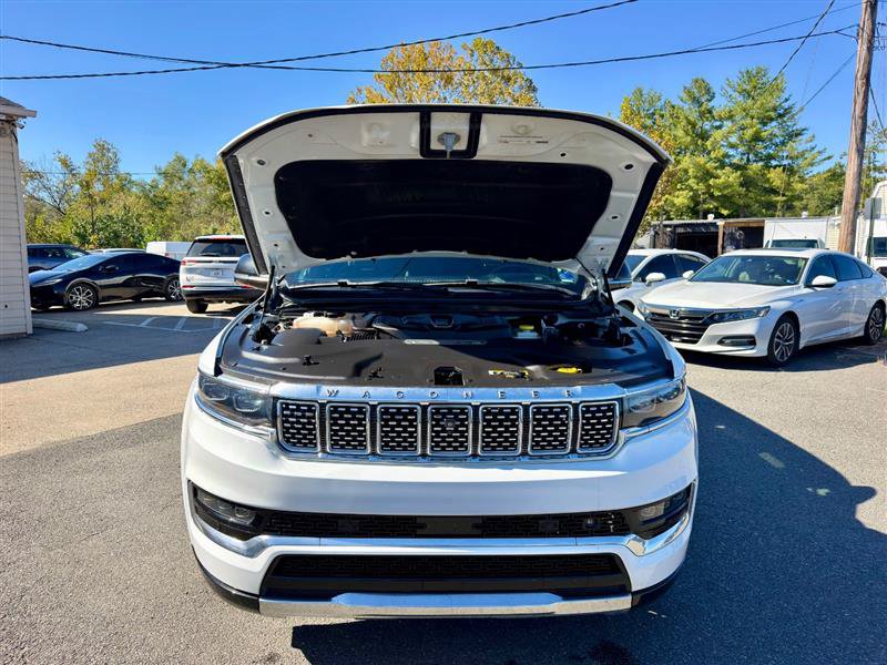 Used 2024 Jeep Grand Wagoneer L Series III AWD/4WD image 10