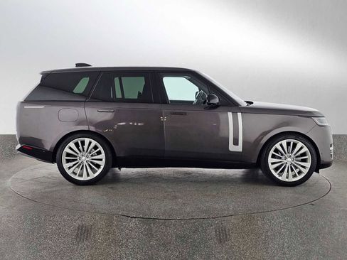 Used 2023 Land Rover Range Rover First Edition AWD/4WD image 6