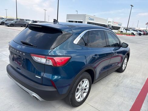Used 2020 Ford Escape SE FWD image 5