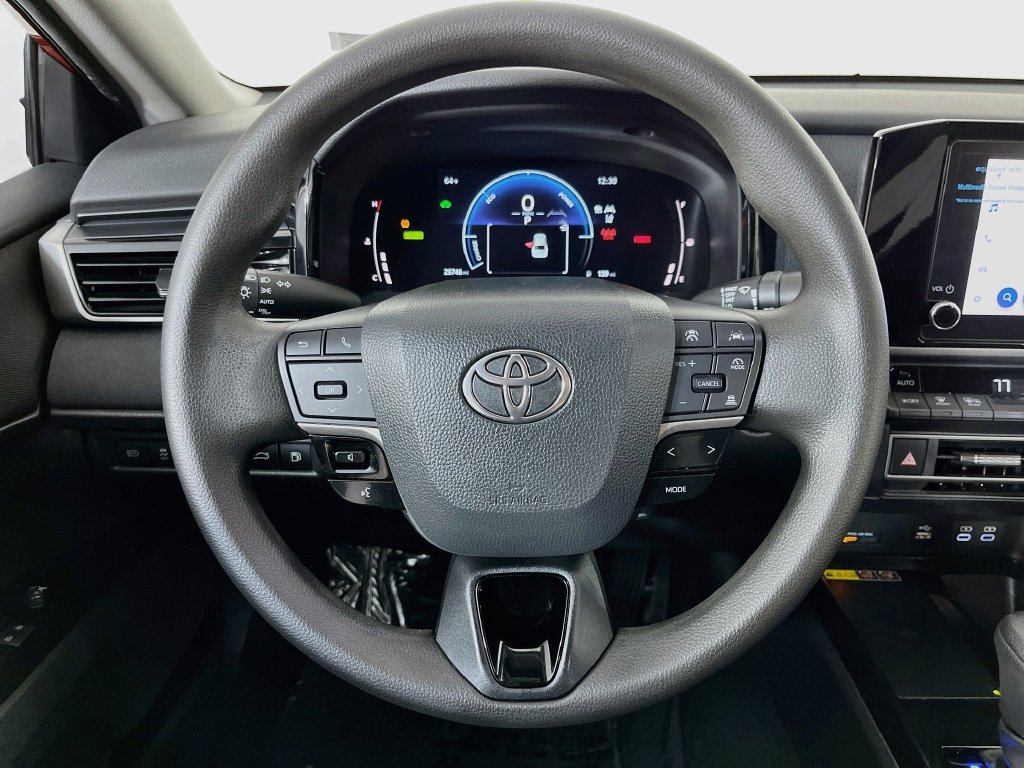 Used 2025 Toyota Camry LE FWD image 12