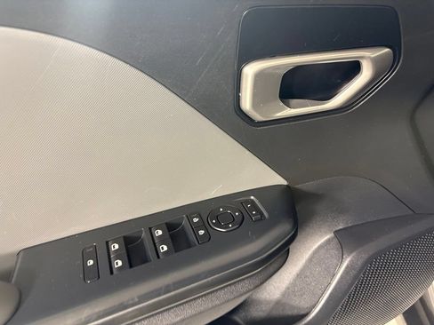 Used 2025 Kia K4 FWD image 20
