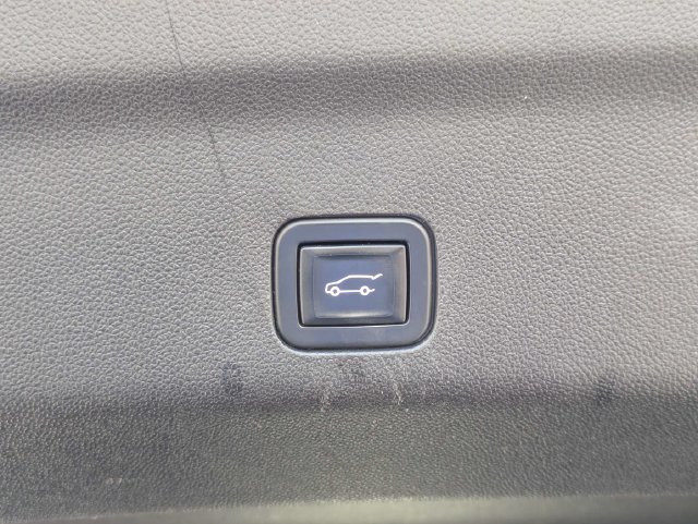 Used 2022 GMC Yukon SLT w/ SLT Premium Package AWD/4WD image 14