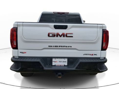 Used 2024 GMC Sierra 1500 AT4X image 5