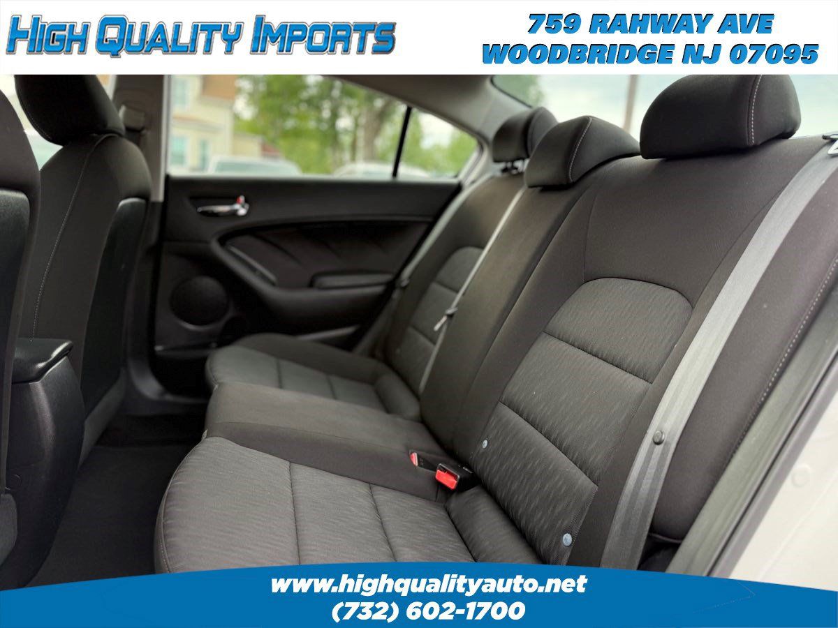 Used 2016 Kia Forte LX FWD image 16
