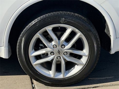 Used 2023 Dodge Durango GT image 7