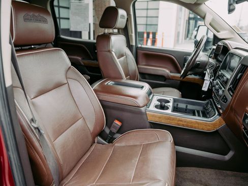 Used 2015 Chevrolet Silverado 3500 High Country image 13