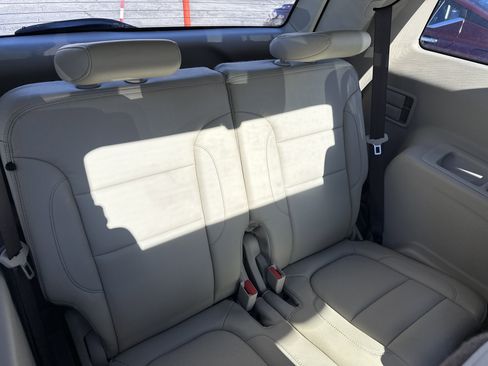 Used 2017 GMC Acadia Denali image 19