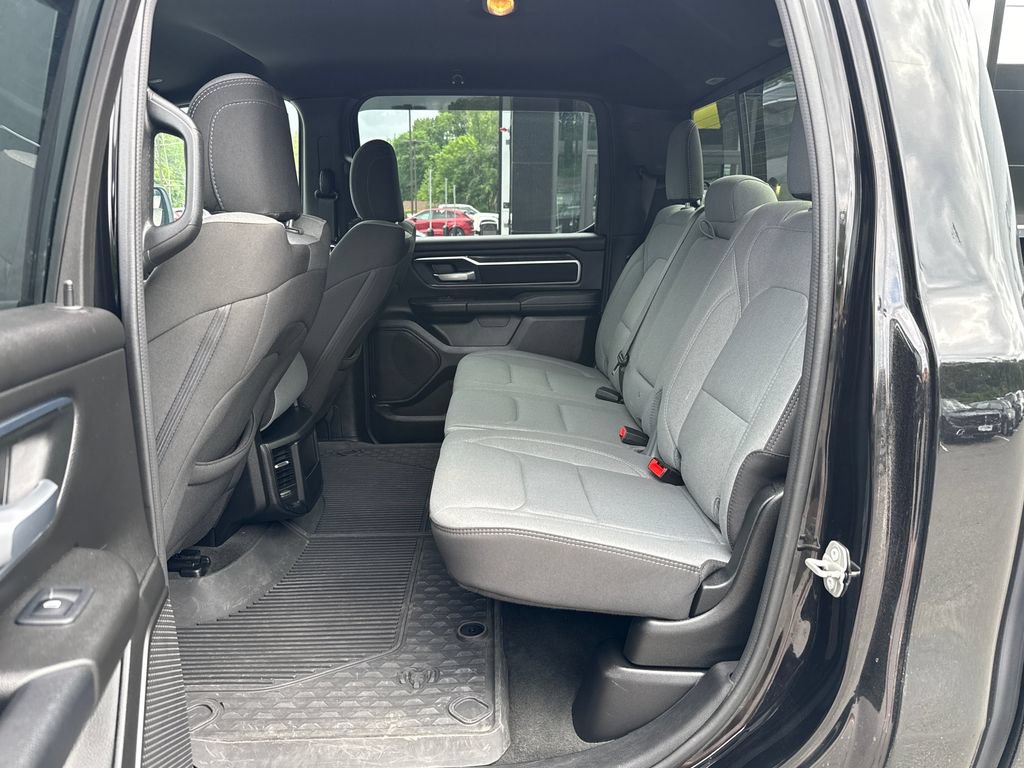 Used 2024 RAM 1500 Big Horn AWD/4WD image 30