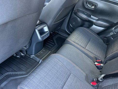 Used 2024 Honda HR-V Sport image 9