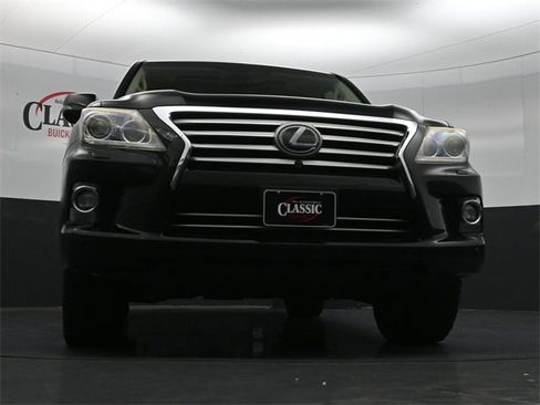 Used 2015 Lexus LX 570 4WD image 25