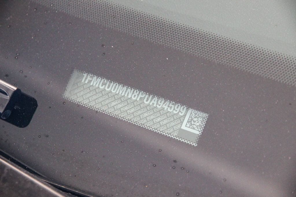Certified 2023 Ford Escape ST-Line w/ Tech Pack #1 FWD image 30