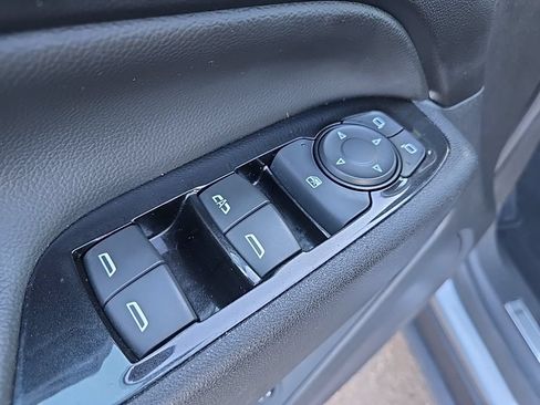 Certified 2023 Chevrolet Equinox Premier FWD image 12