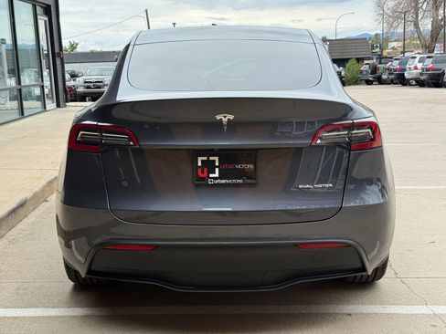 Used 2021 Tesla Model Y Long Range AWD/4WD image 14