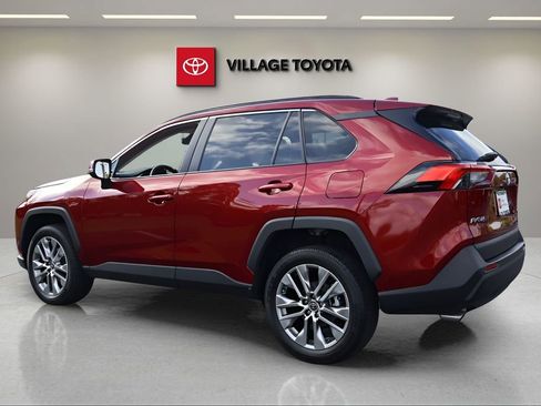 Certified 2023 Toyota RAV4 XLE Premium image 3