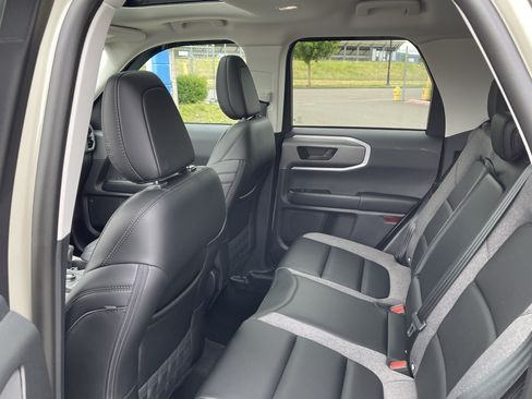 Used 2025 Ford Bronco Sport Big Bend w/ Convenience Package AWD/4WD image 14