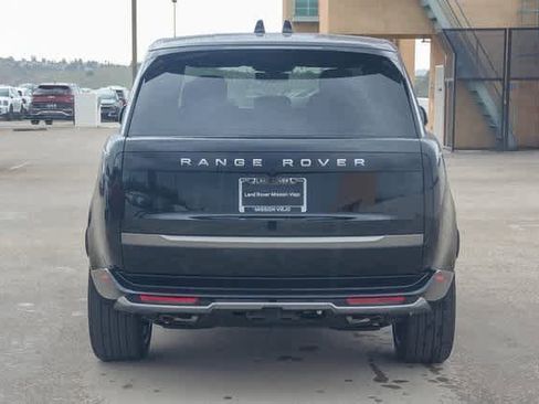 New 2025 Land Rover Range Rover SE image 5