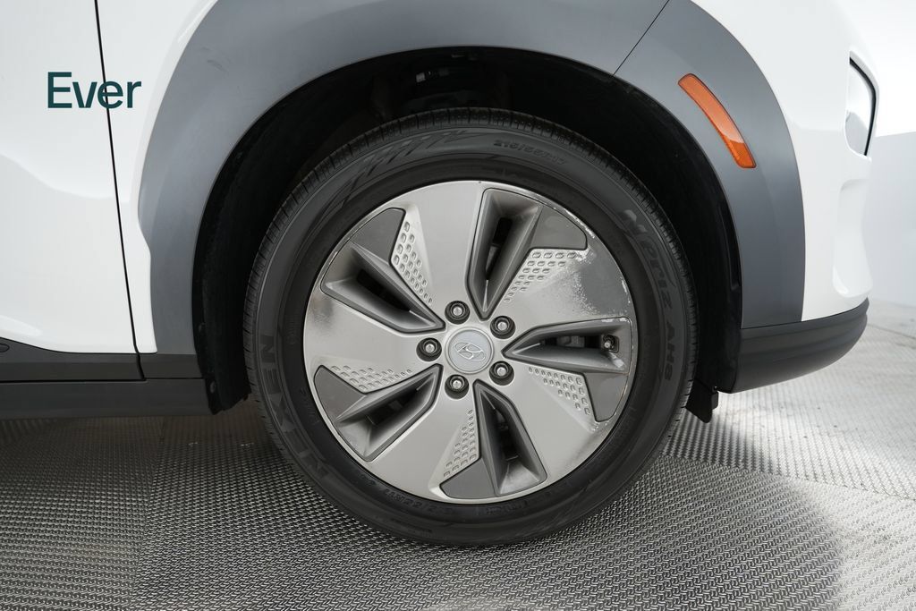 Used 2021 Hyundai Kona SEL FWD image 19