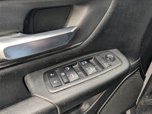 Used 2019 RAM 1500 Tradesman image 17